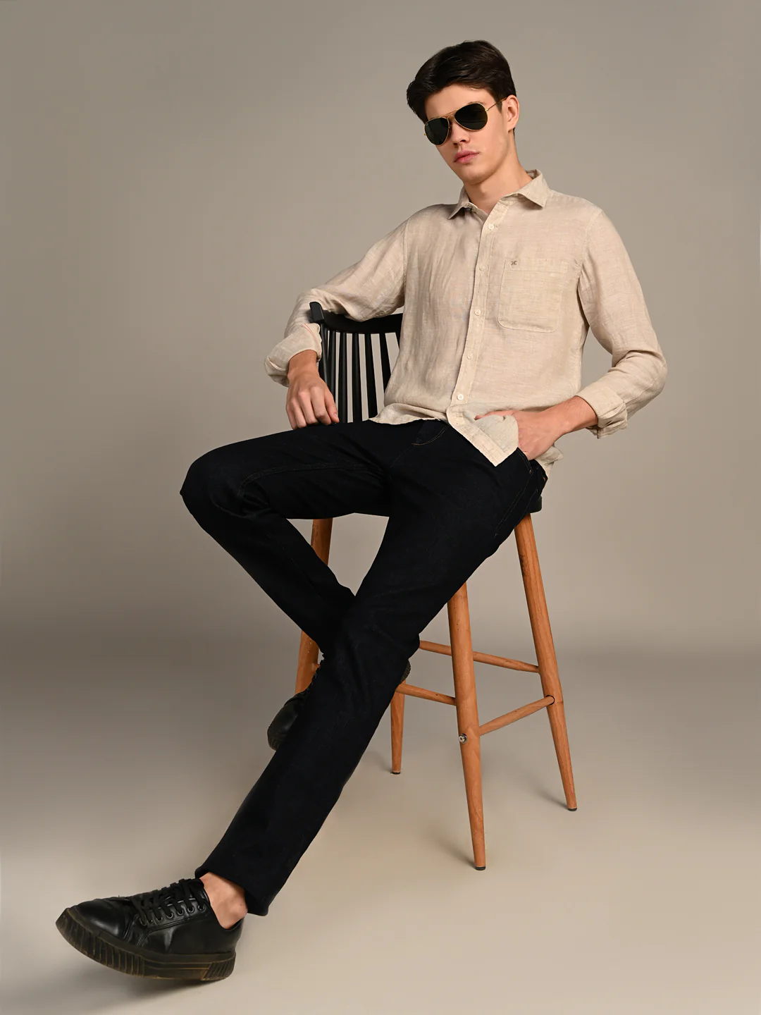 Full sleeves Slim Fit Beige Pure Linen Solid Shirt - Image 3