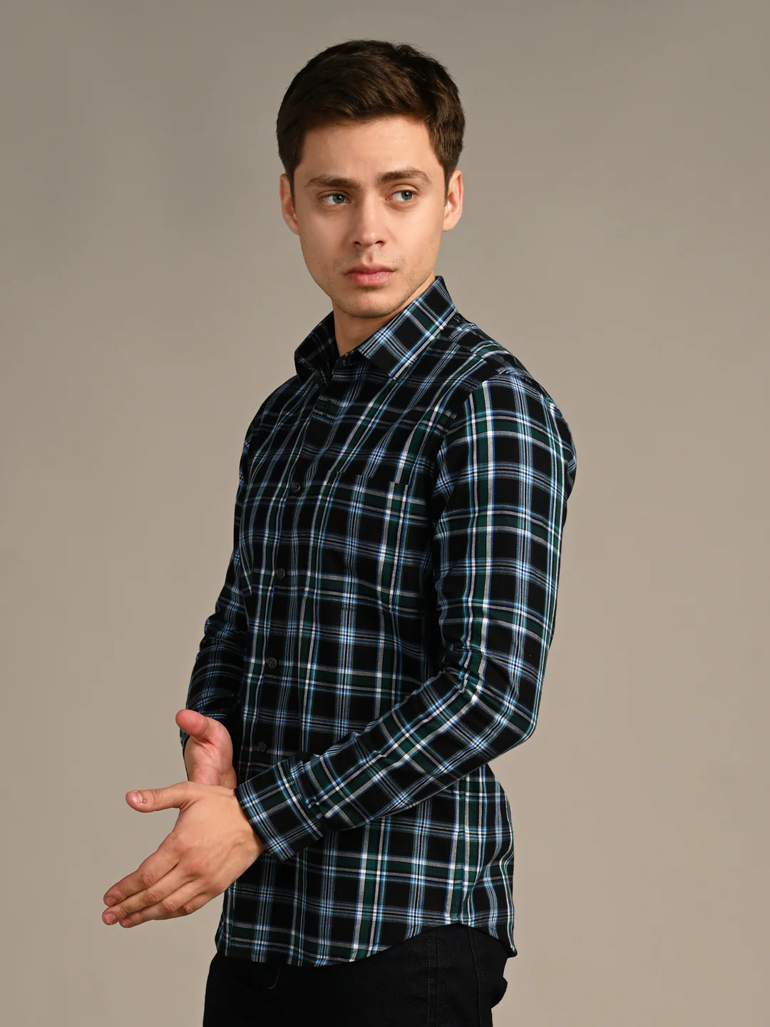 Full Sleeves Staight Fit Black Oxford Checks Shirt - Image 6