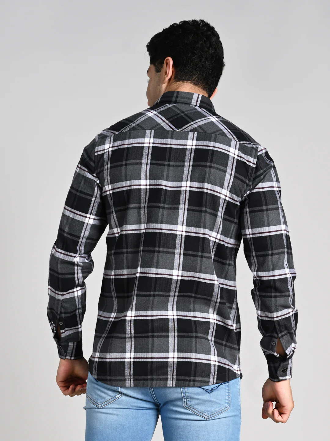 Full Sleeves Slim Fit Black Herringbone Checks Shirt - Image 7