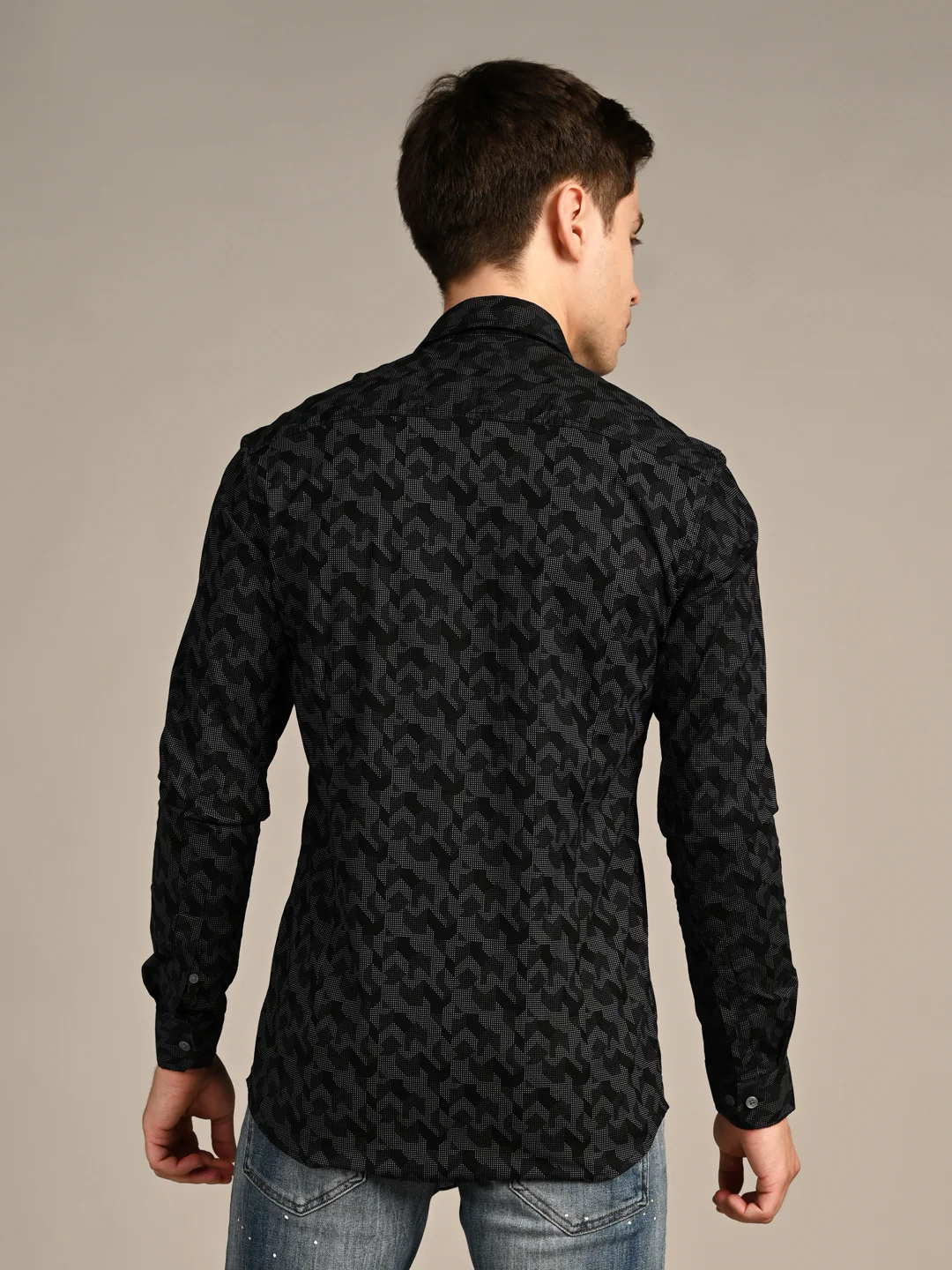 Full Sleeves SlimFit Black All-Over Abstract Geometric Print Shirt - Image 7