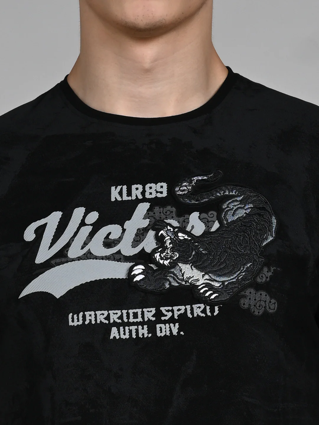Killer Men Black Printed Slim Fit T-Shirts - Image 8