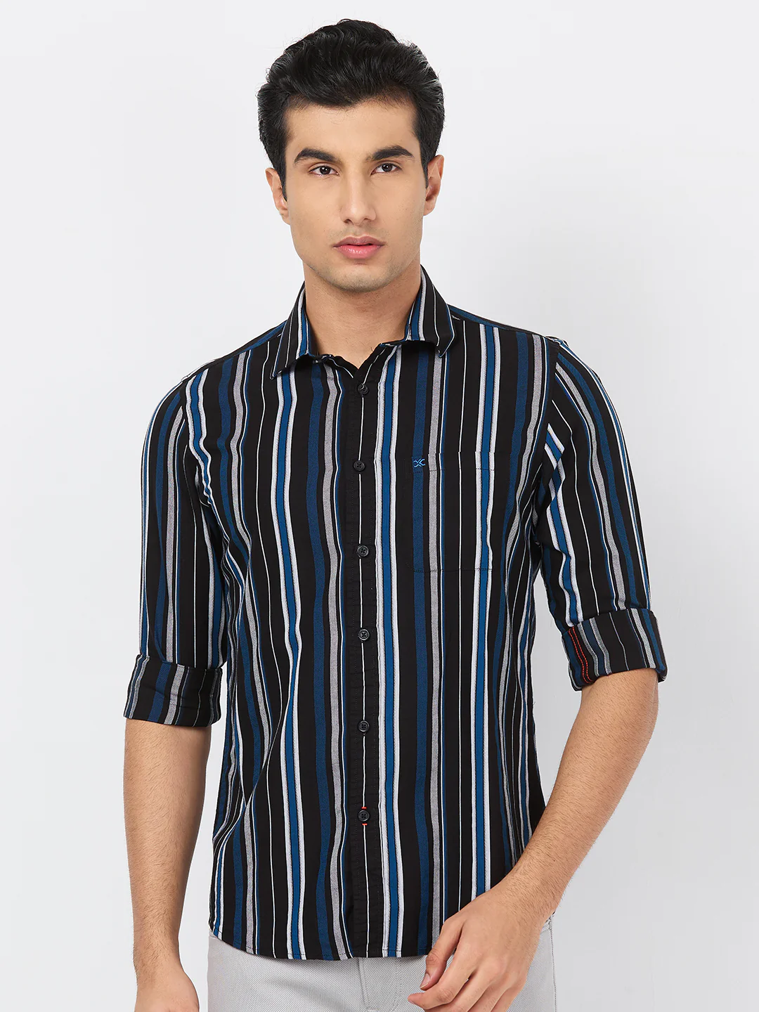 Full sleeves Slim Fit Black Structured Striper Shirt - Image 4