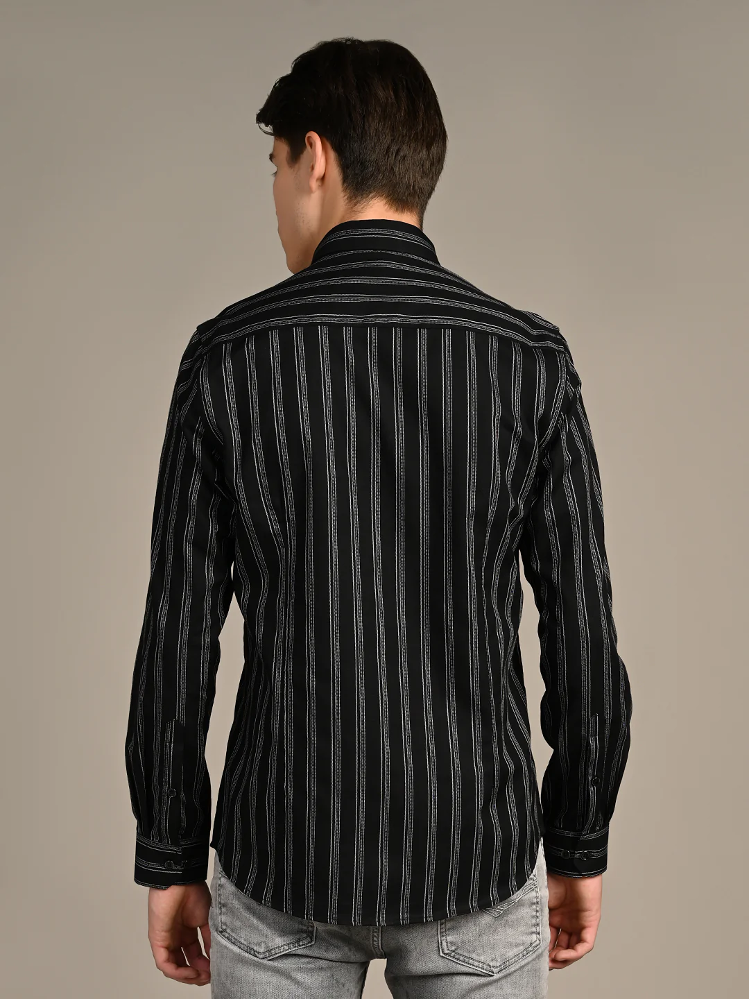 Full Sleeves Slim Fit Black Dobby Structure Striper Shirt - Image 7
