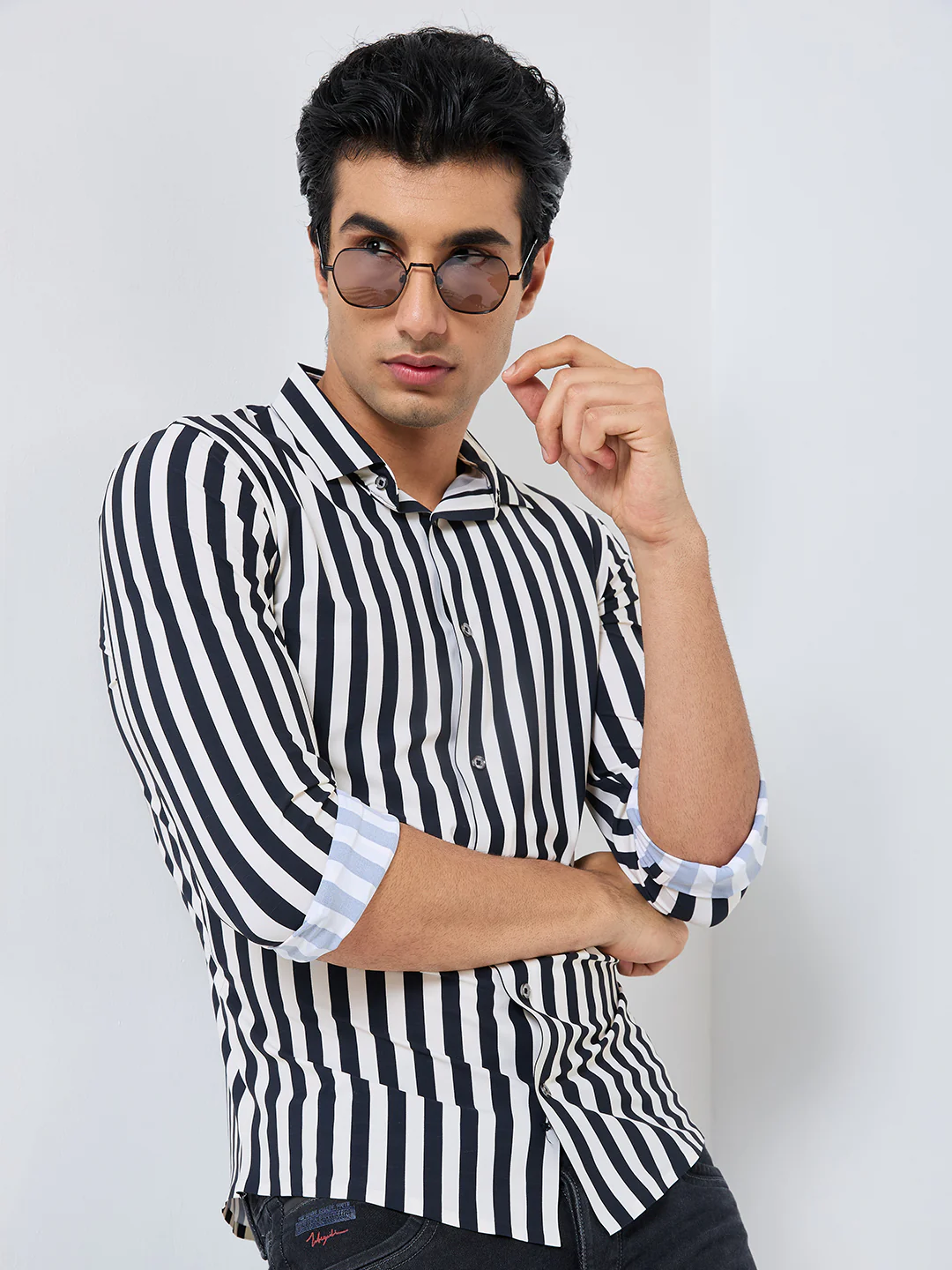 Full Sleeves Slim Fit Black Fine Knit Sail Stripe Shirt - Image 8