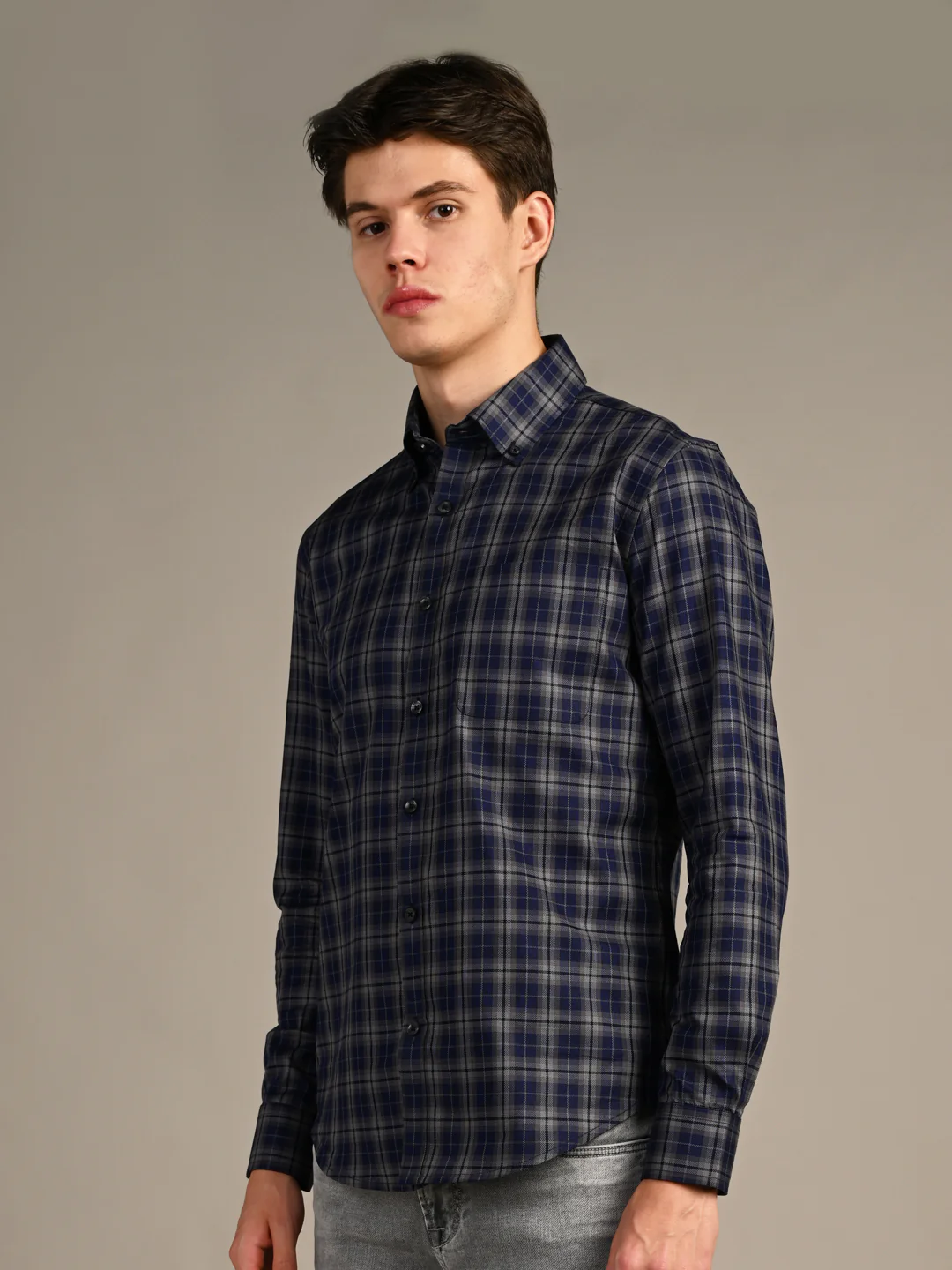 Full Sleeves Slim Fit Navy Button-Down Dobby Checks Shirt - Image 5