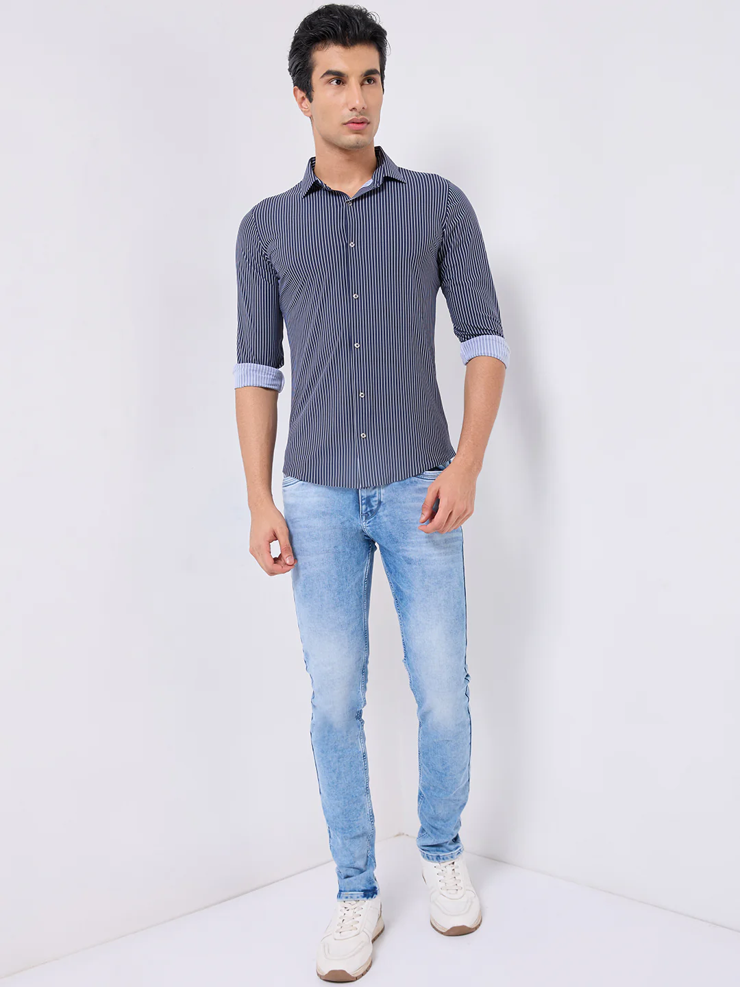 Full Sleeves Slim Fit Navy Fine Knit Stripe Shirt - Image 3