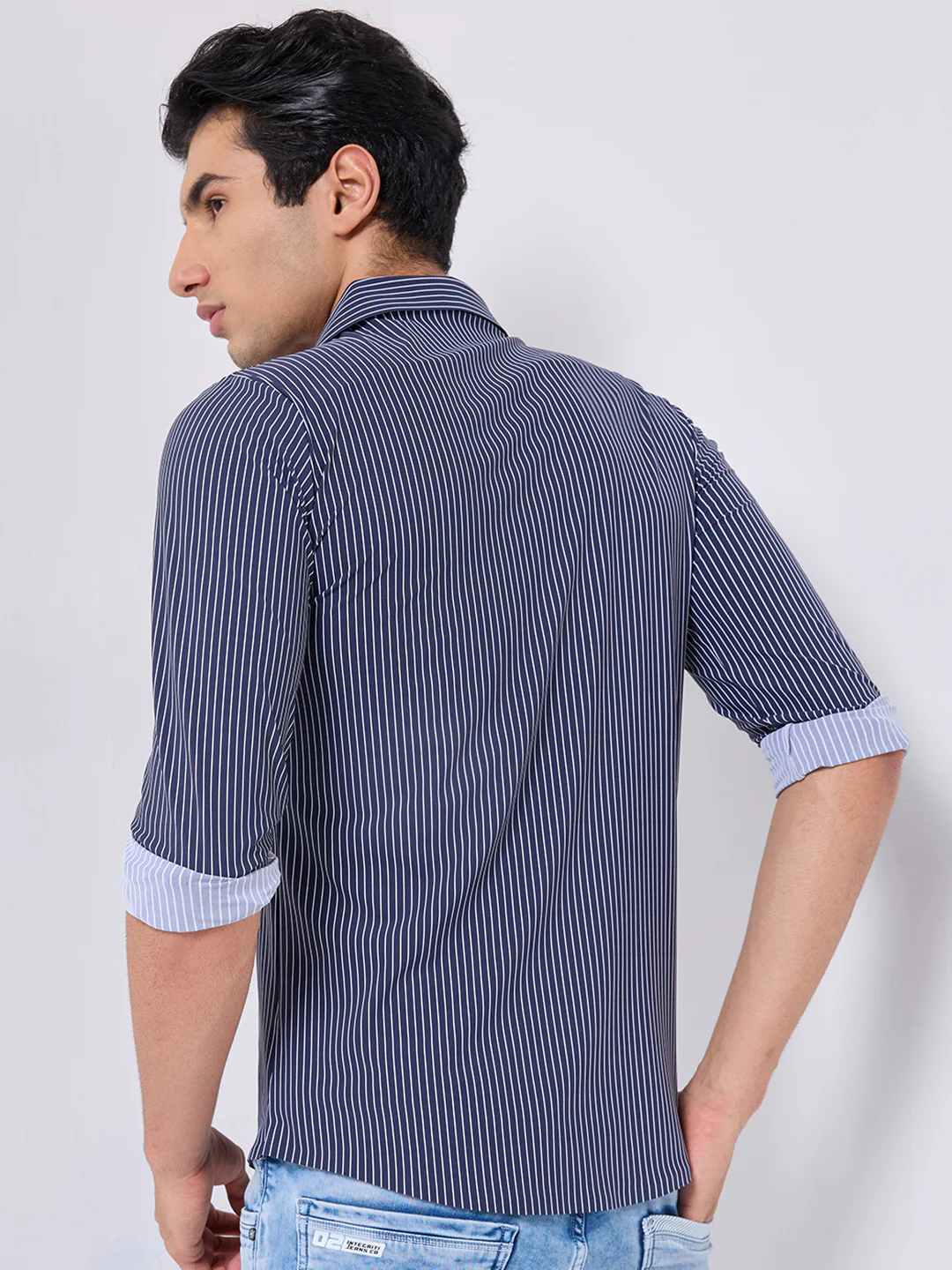 Full Sleeves Slim Fit Navy Fine Knit Stripe Shirt - Image 5