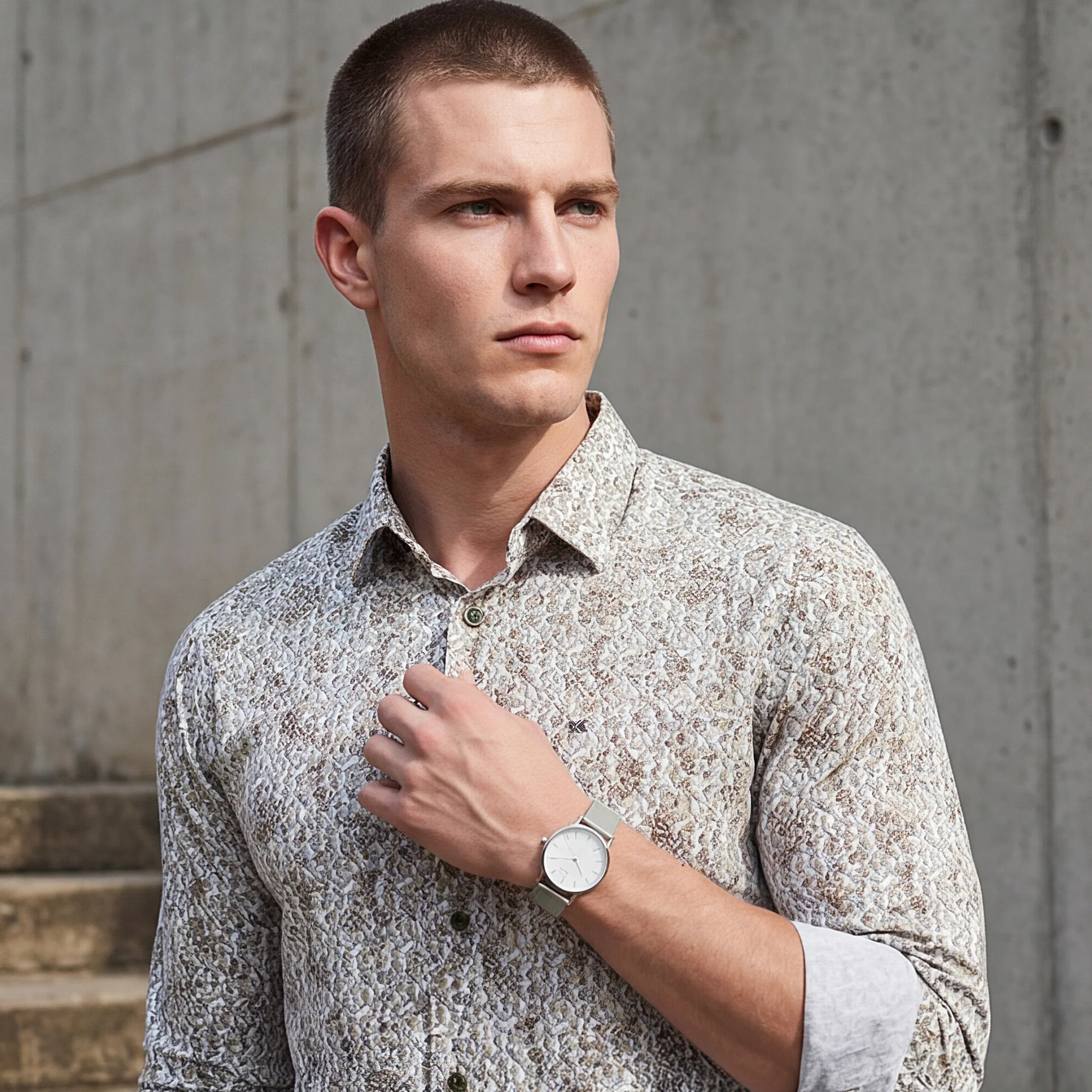 Full sleeves Slim Fit Cream Micro Abstract Print Shirt - Image 2