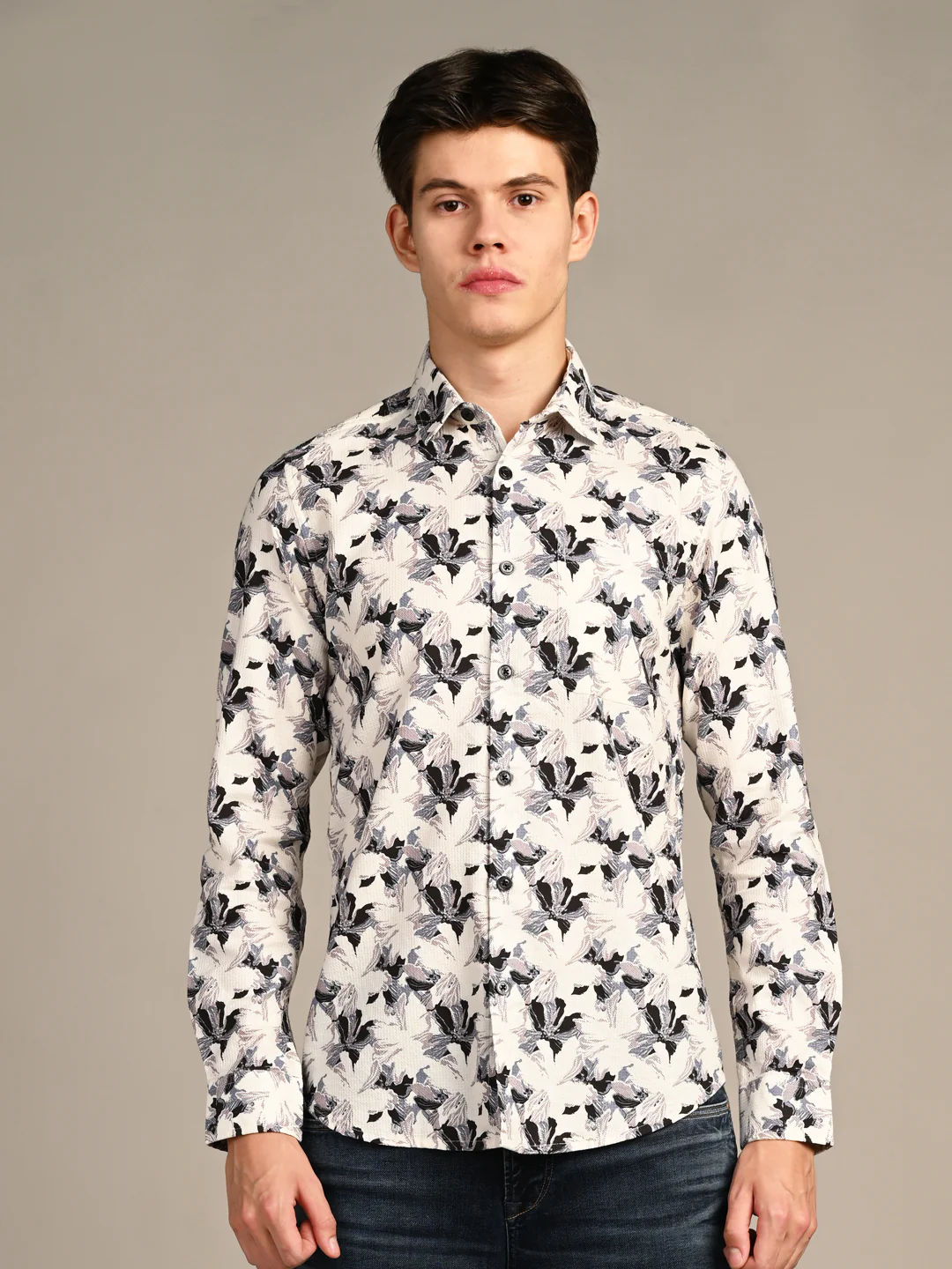 Full sleeves Slim Fit Cream All-Over Floral Dobby Textured Print Shirt - Image 4