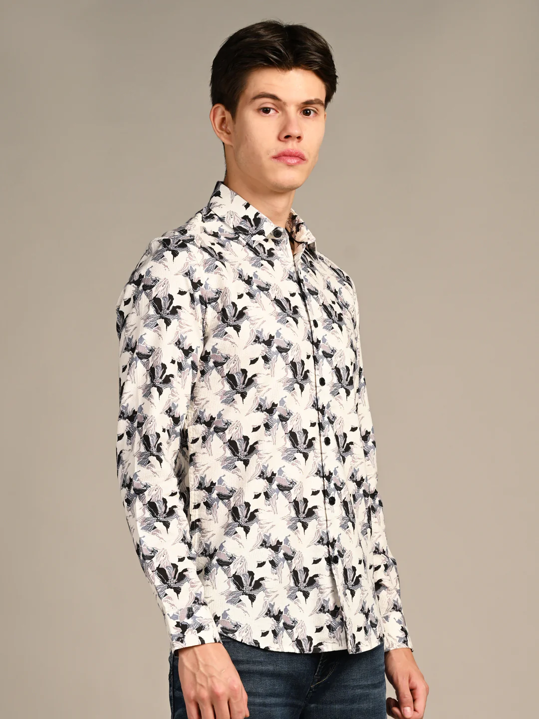 Full sleeves Slim Fit Cream All-Over Floral Dobby Textured Print Shirt - Image 5