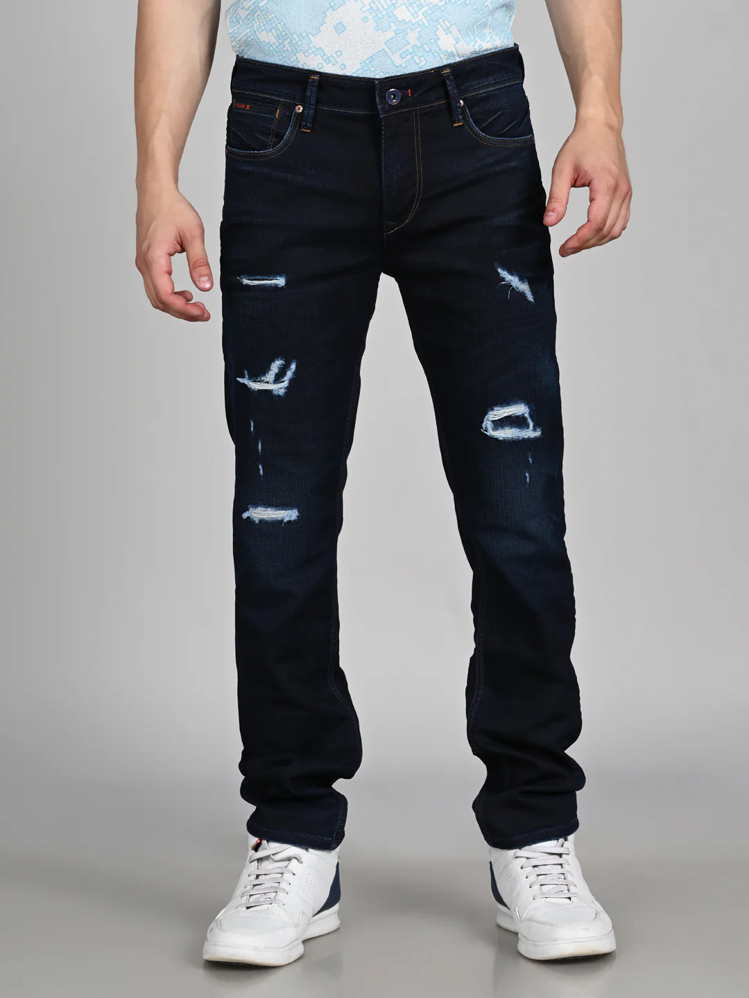 Killer Men Dark Blue Solid Slim Fit Jeans - Image 4
