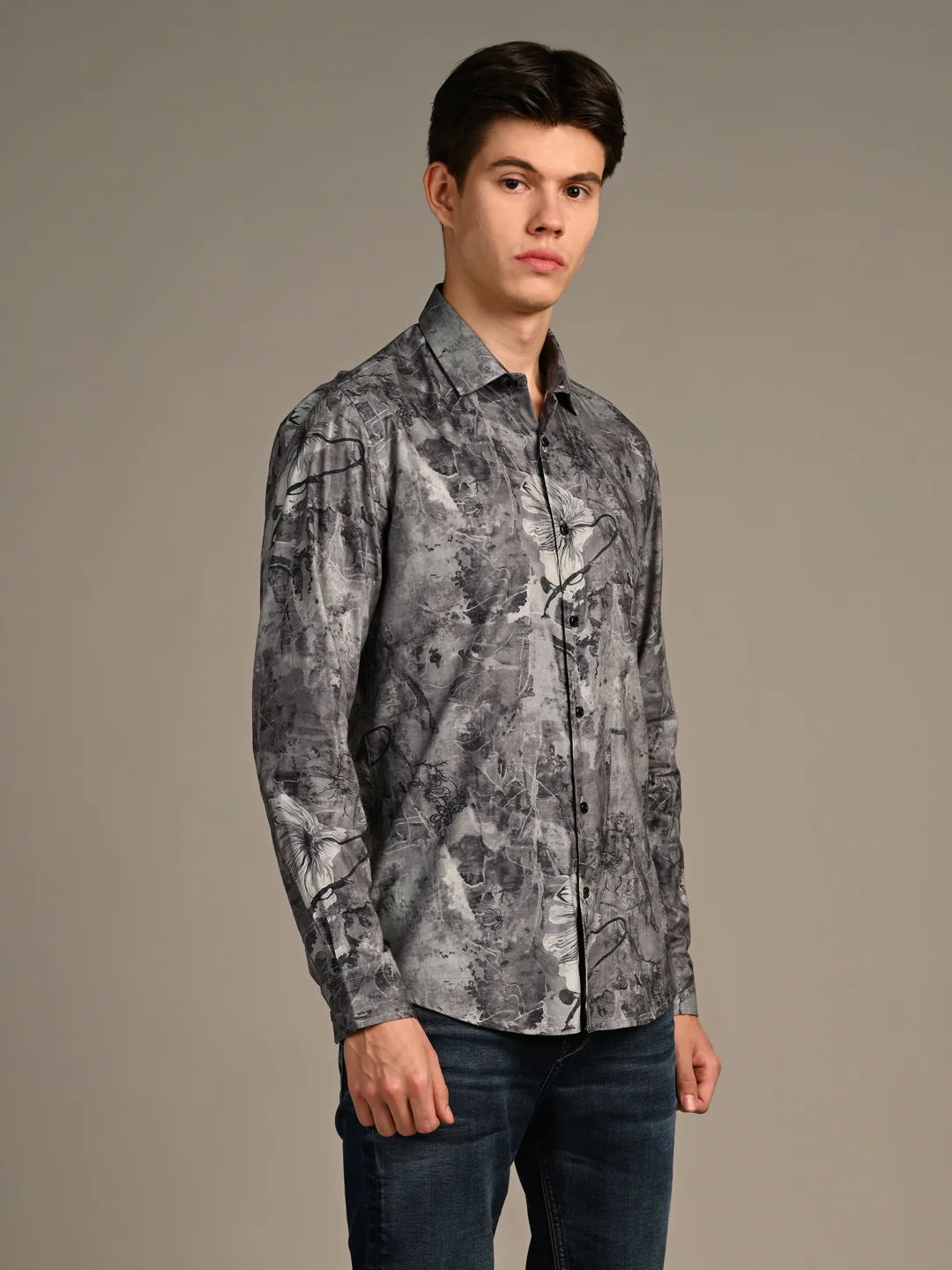 Full Sleeves Slim Fit Charcoal All-Over Grunge Floral Print Shirt - Image 5