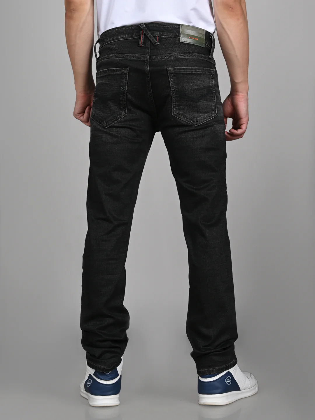 Killer Men Dark Grey Solid Slim Fit Jeans - Image 7