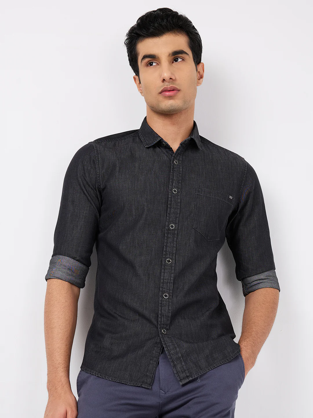 Full sleeves Slim Fit Black Dark Wash Indigo Solid Shirt - Image 4