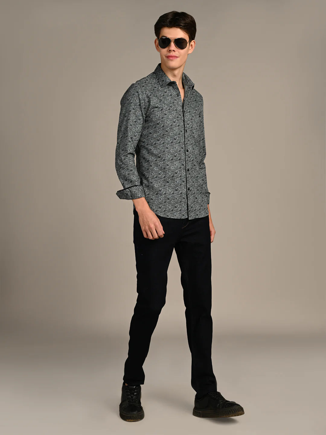 Full Sleeves Straight Fit Green All-Over Abstract Geometric Print Shirt - Image 3