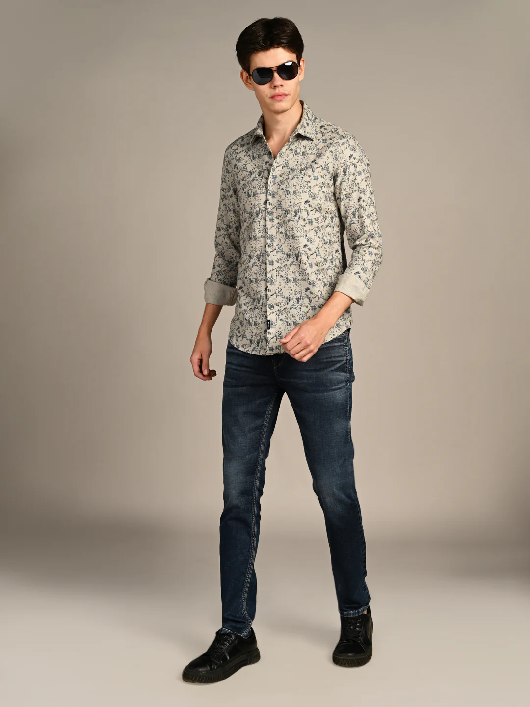 Full sleeves Slim Fit Green All-Over Distressed Botanical Dobby Print Shirt - Image 3