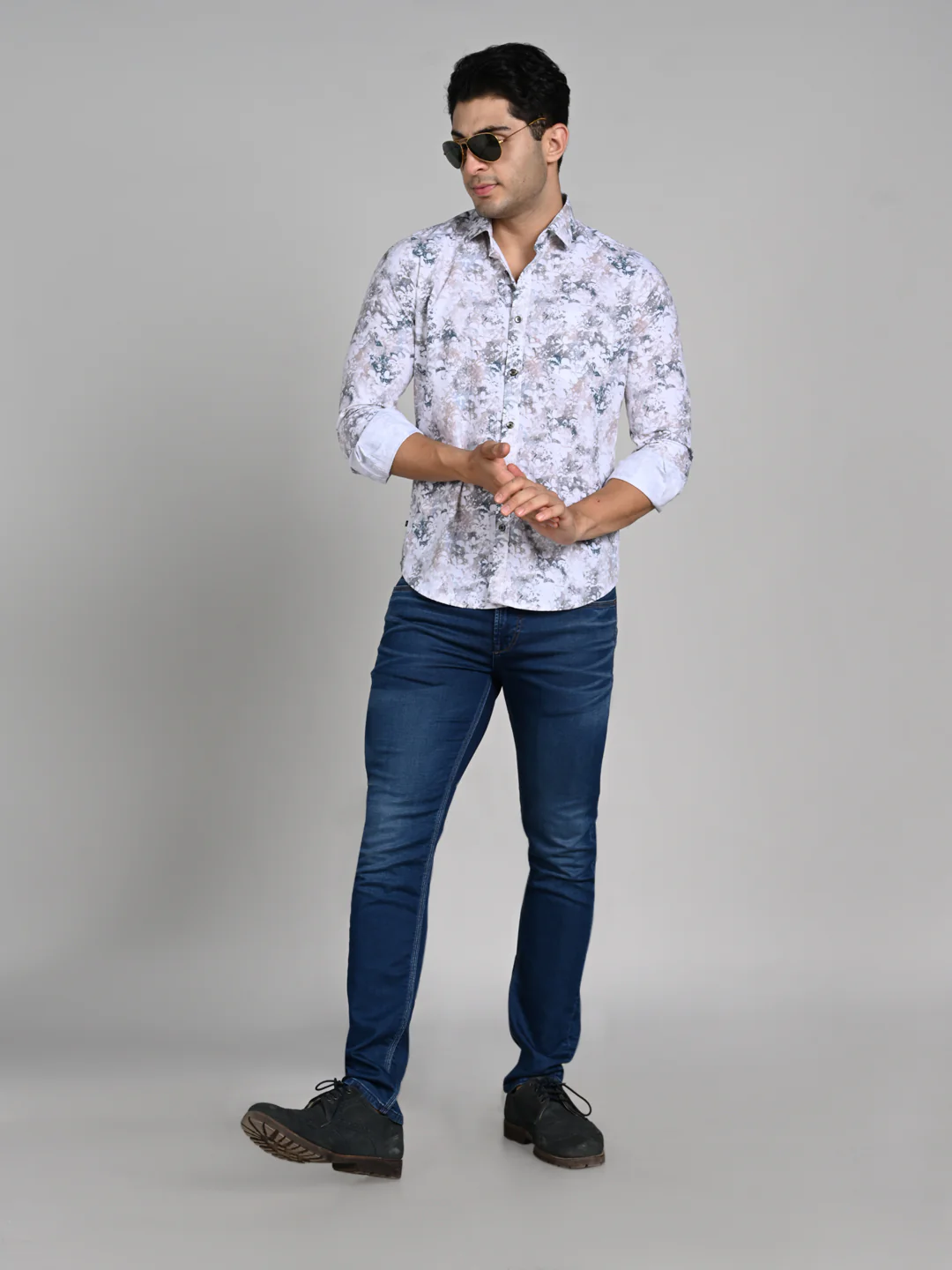 Full Sleeves Slim Fit Green All-Over Grunge Floral Print Shirt - Image 3