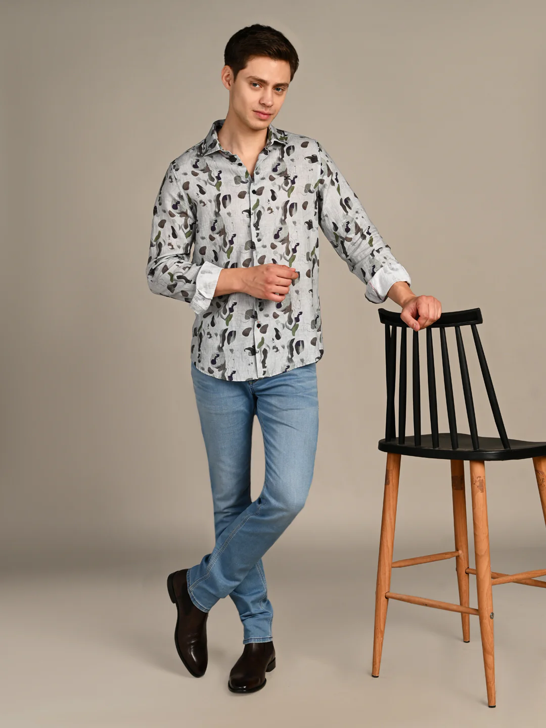 Full Sleeves Straight Fit Dusty All-Over Petal Pure Linen Print Shirt - Image 3