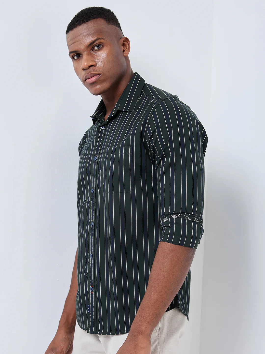 Full sleeves Slim Fit Navy Structured Striper Shirt - Image 6