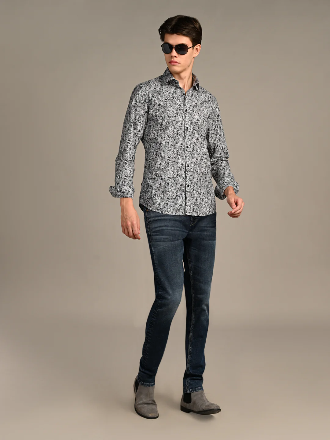 Full Sleeves Slim Fit Grey  All-Over Abstract Floral Print Shirt - Image 3