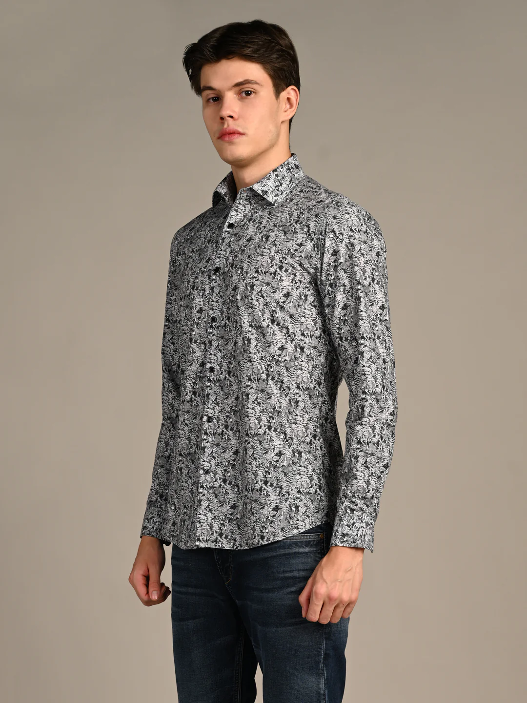 Full Sleeves Slim Fit Grey  All-Over Abstract Floral Print Shirt - Image 6