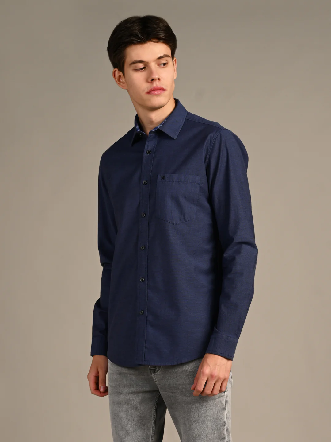 Grey Solid Slim Fit Shirt - Image 6