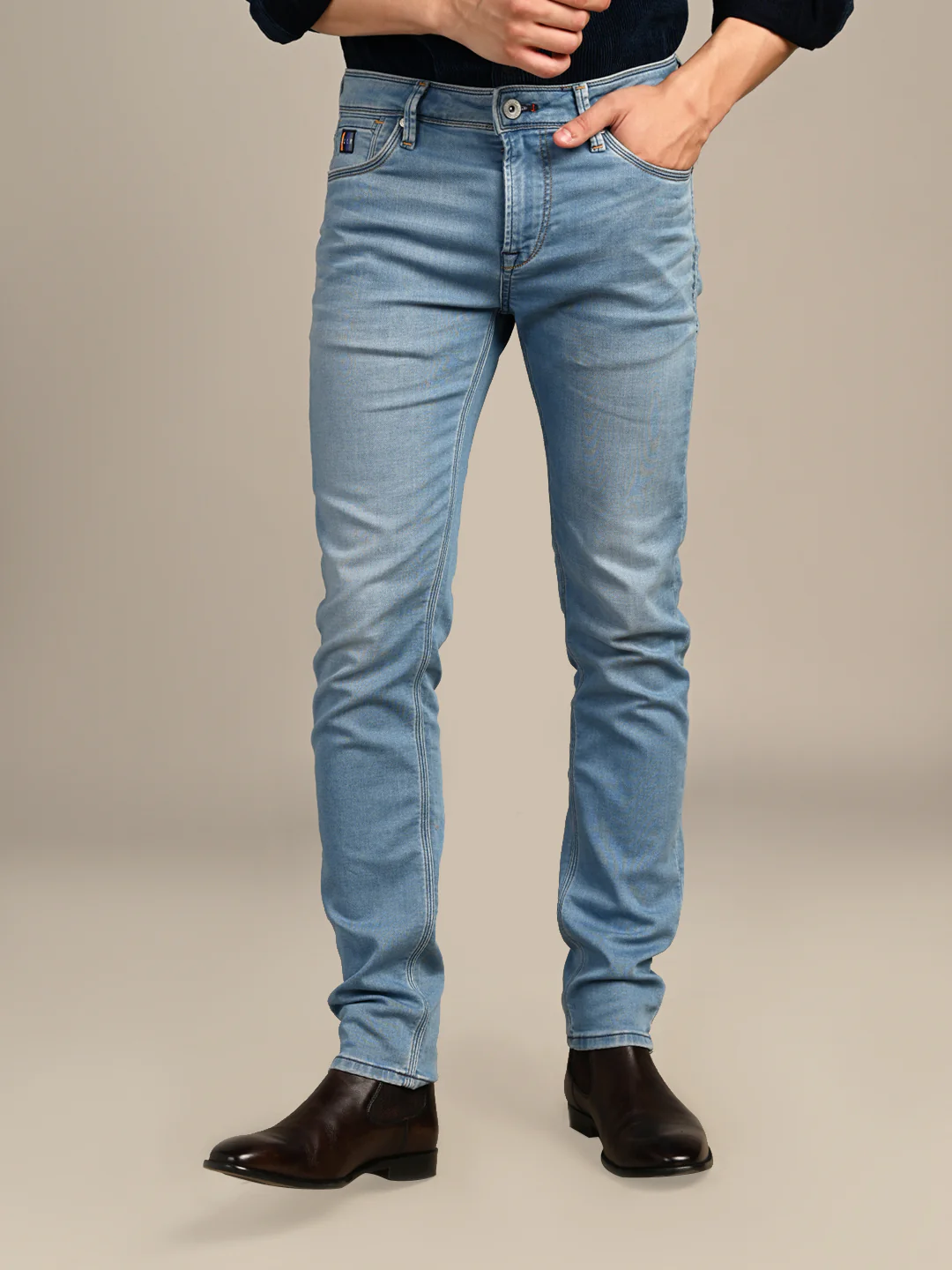 Killer Men Light Blue Solid Slim Fit Jeans - Image 4