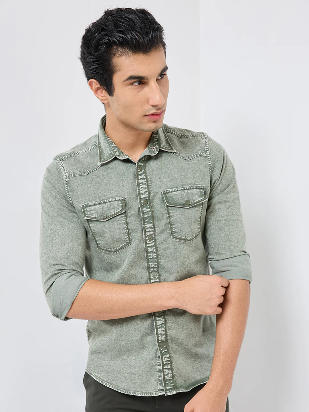 Short sleeves Slim Fit Olive Heavy Washed Double Pocket Solid Shirt - Image 4