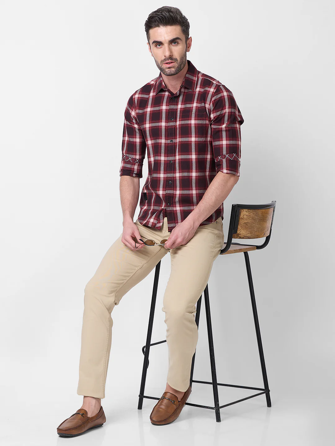 Full Sleeves Slim Fit Maroon Herringbone Structure Checks Shirt - Image 8