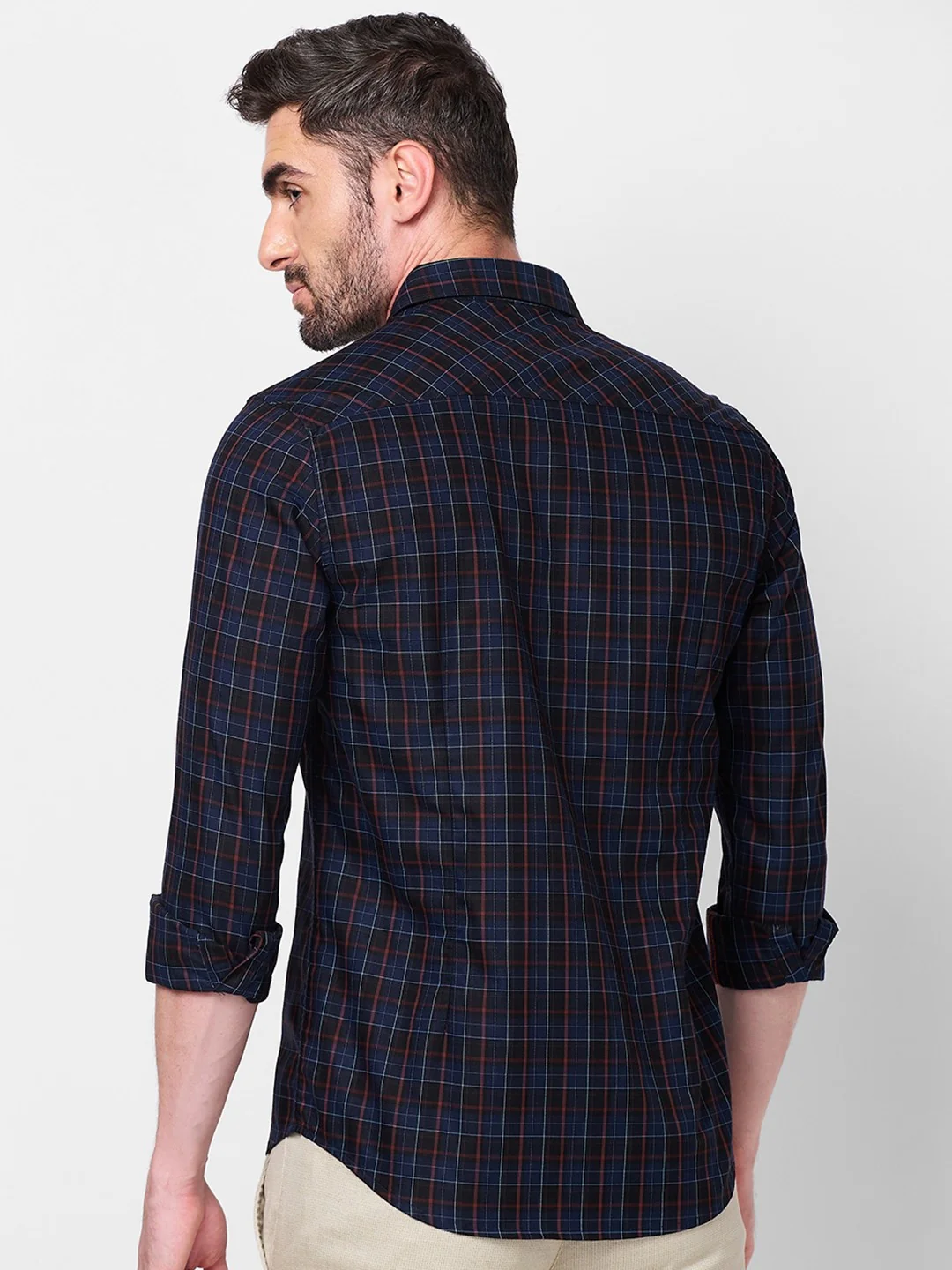 Full Sleeves Slim Fit Navy Checks Shirt - Image 5