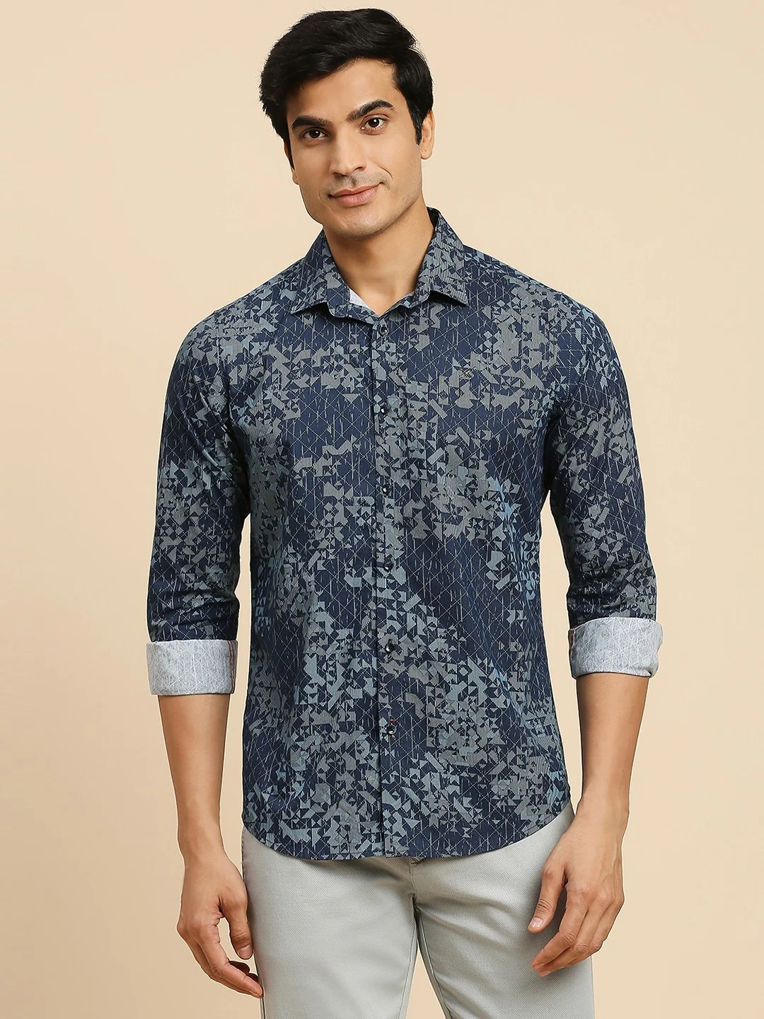 Full Sleeves Slim Fit Navy all-over Abstract Geometric print Shirt - Image 3