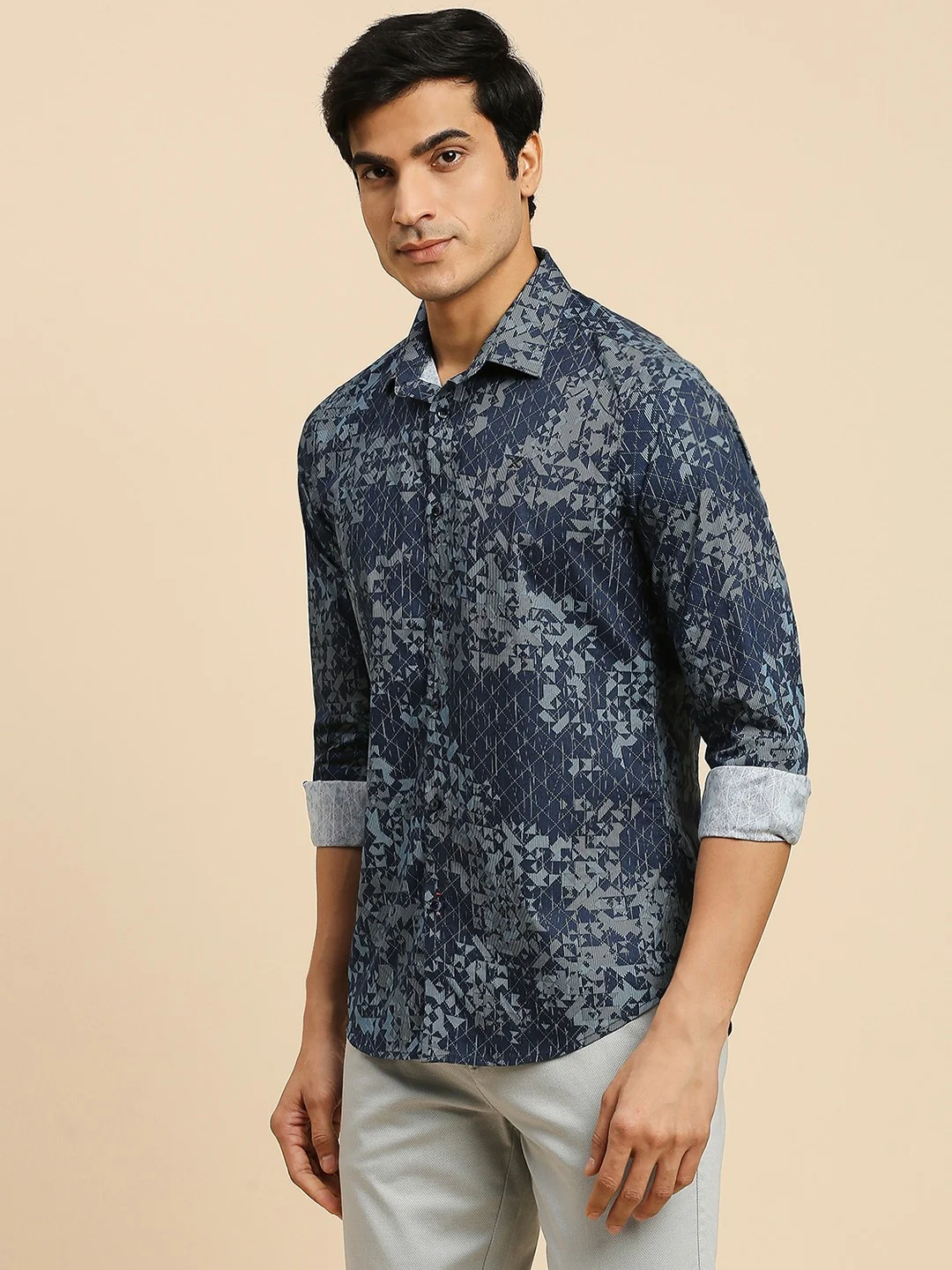 Full Sleeves Slim Fit Navy all-over Abstract Geometric print Shirt - Image 4
