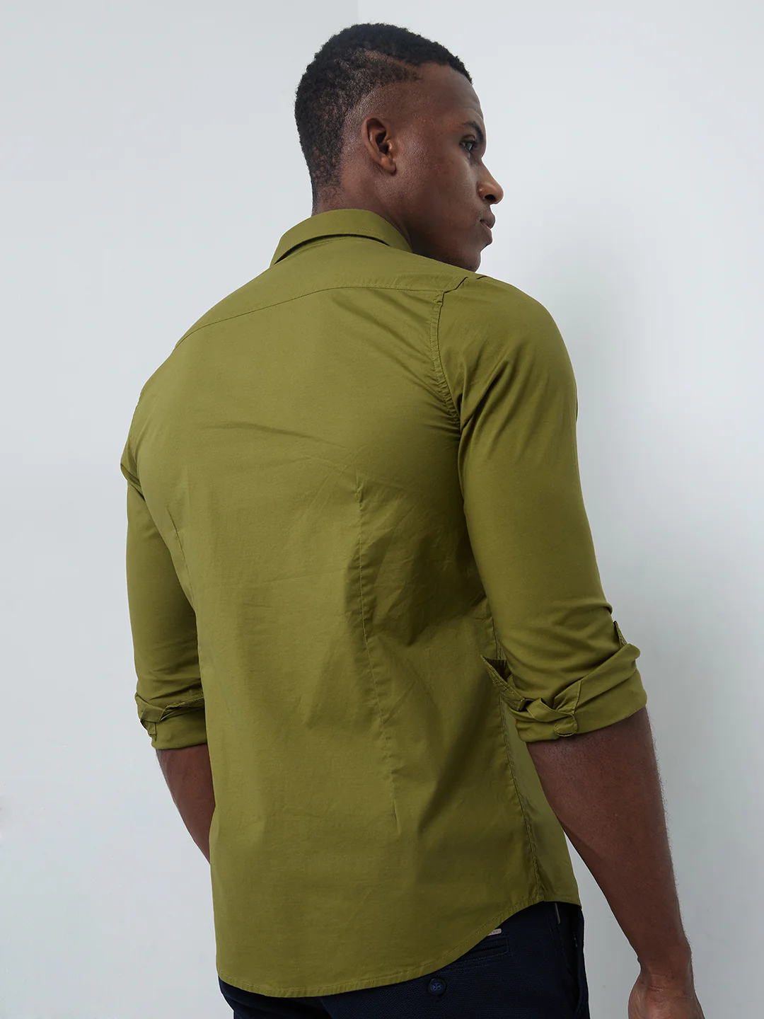 Full sleeves Slim Fit Olive Cambric Solid Shirt - Image 5