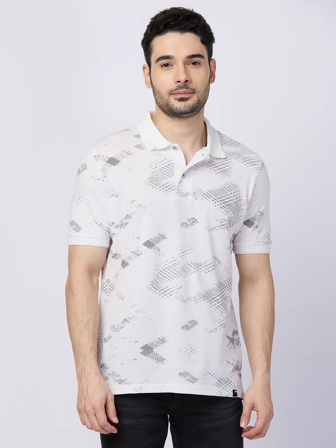 Killer Men White Printed Slim Fit T-Shirts - Image 3