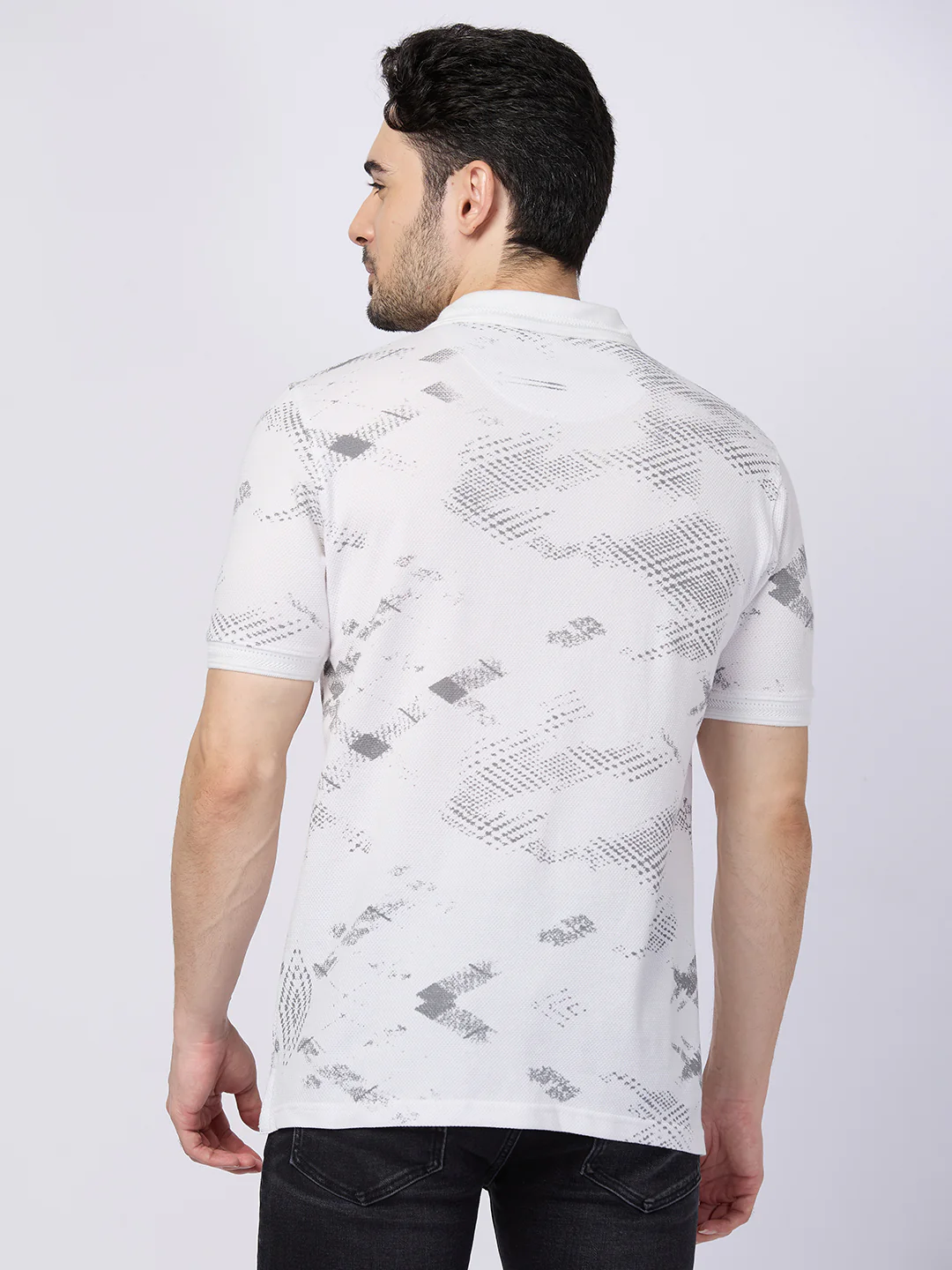 Killer Men White Printed Slim Fit T-Shirts - Image 5