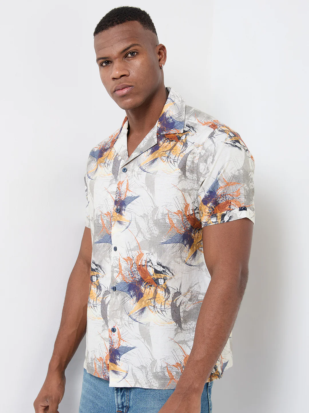 Half Sleeves Regular Fit Modern abstract botanical Cuban Collar Print Shirt - Image 6