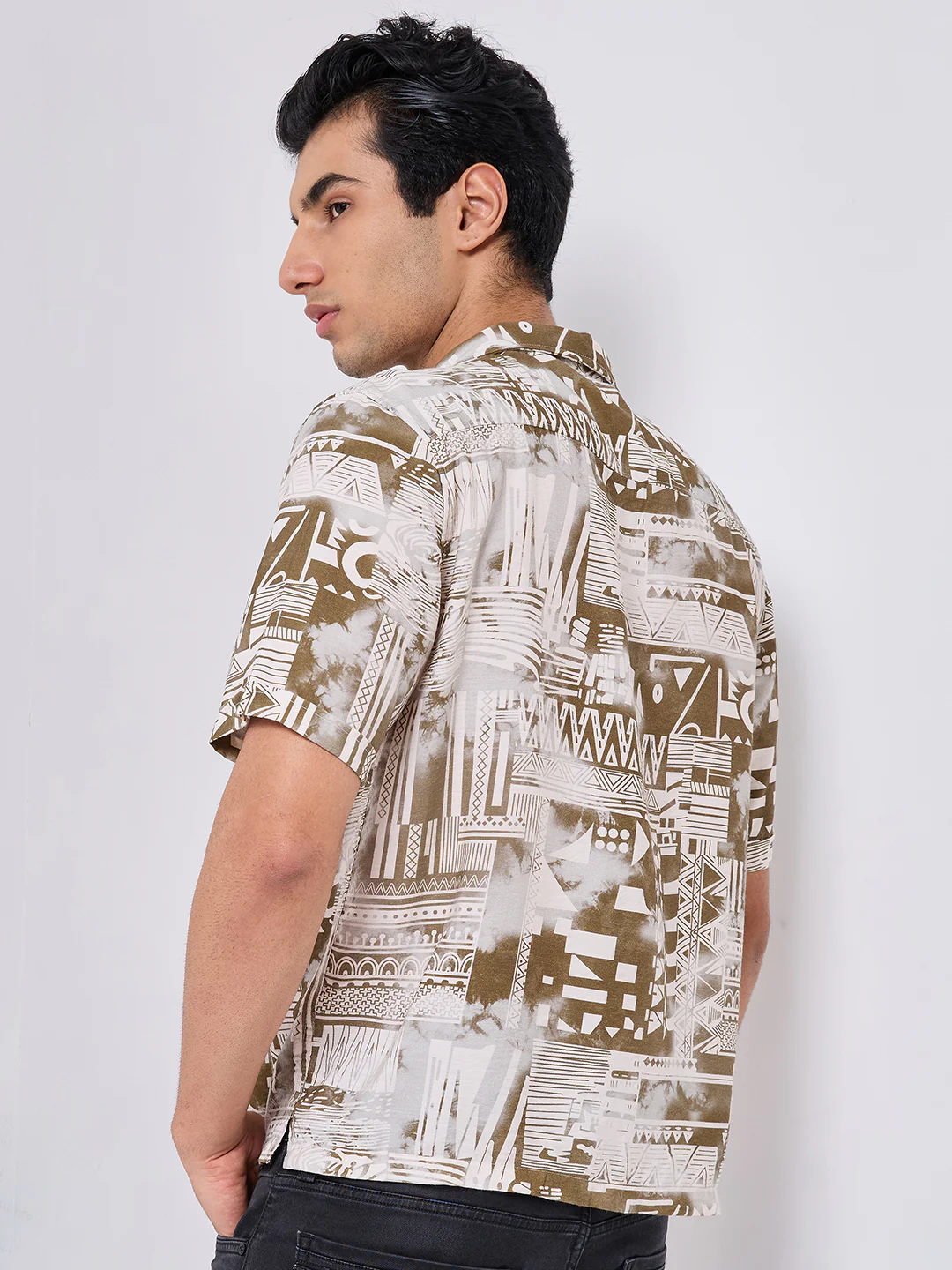Half Sleeves Regular Fit Olive Geometric fusion Cuban Collar Print Shirt - Image 5