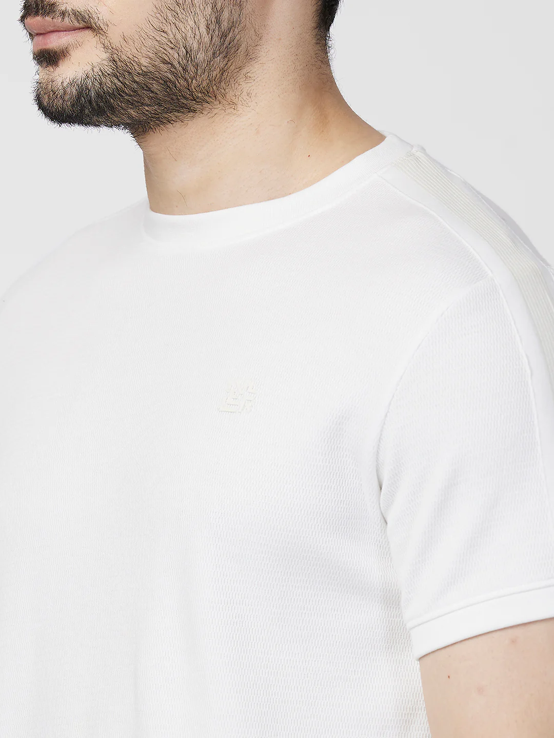 Killer Men White Printed Slim Fit T-Shirts - Image 7