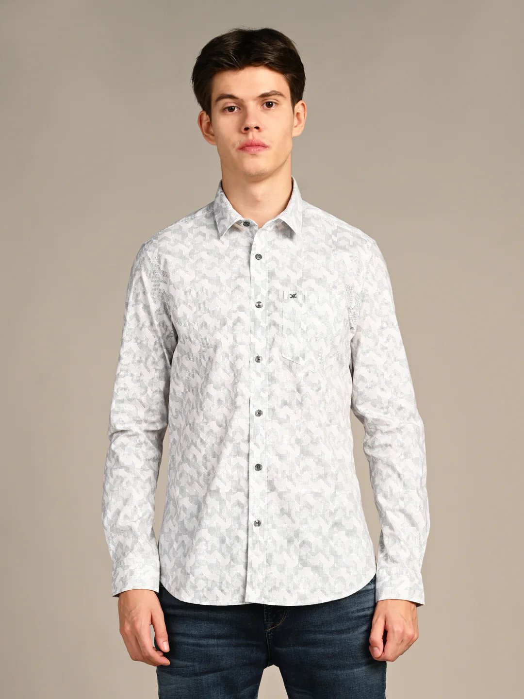 Full Sleeves SlimFit White All-Over Abstract Geometric Print Shirt - Image 4