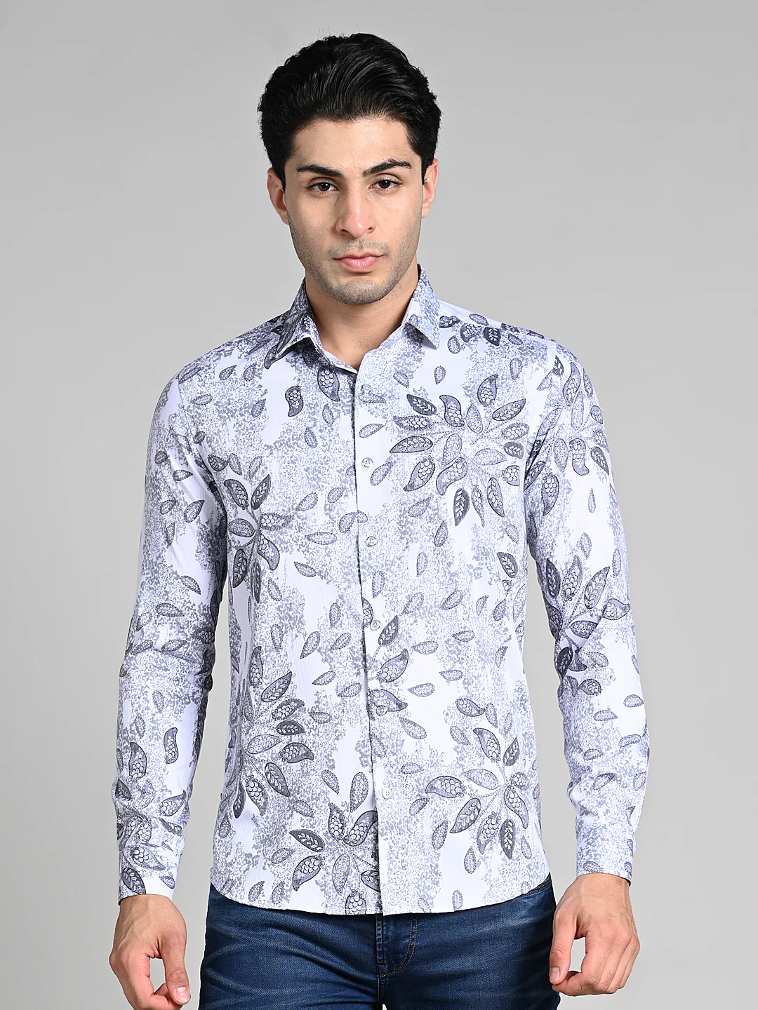 Full Sleeves Slim Fit White All over Abstract Paisly Foil Textured Print Shirt - Image 4
