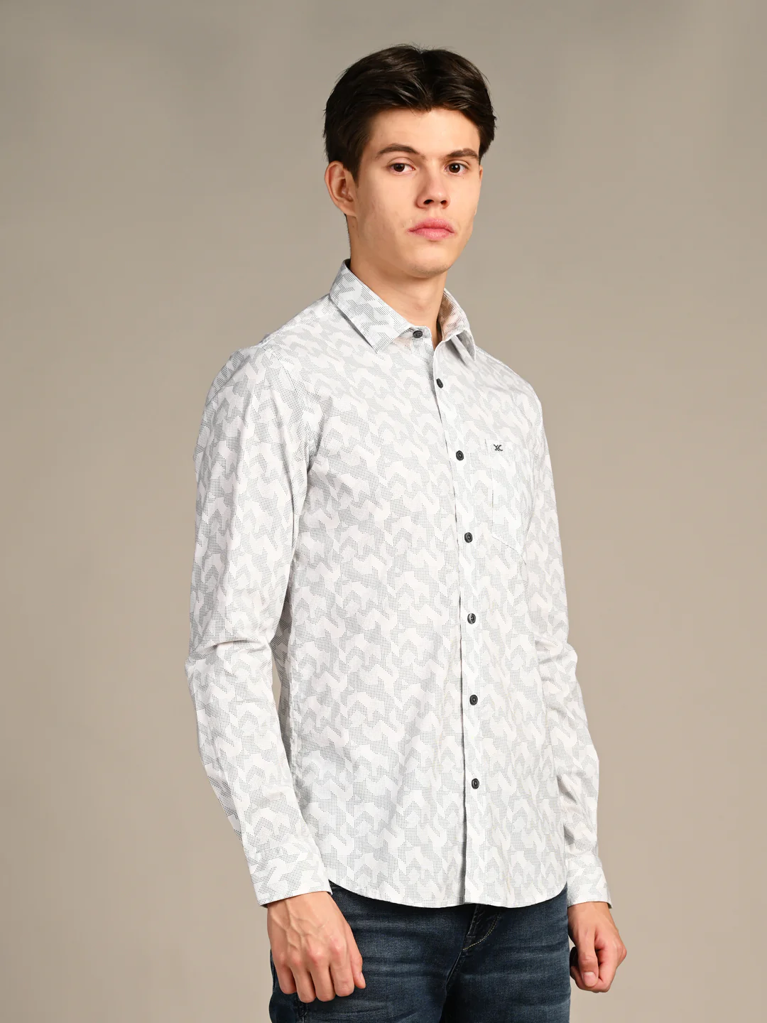 Full Sleeves SlimFit White All-Over Abstract Geometric Print Shirt - Image 5