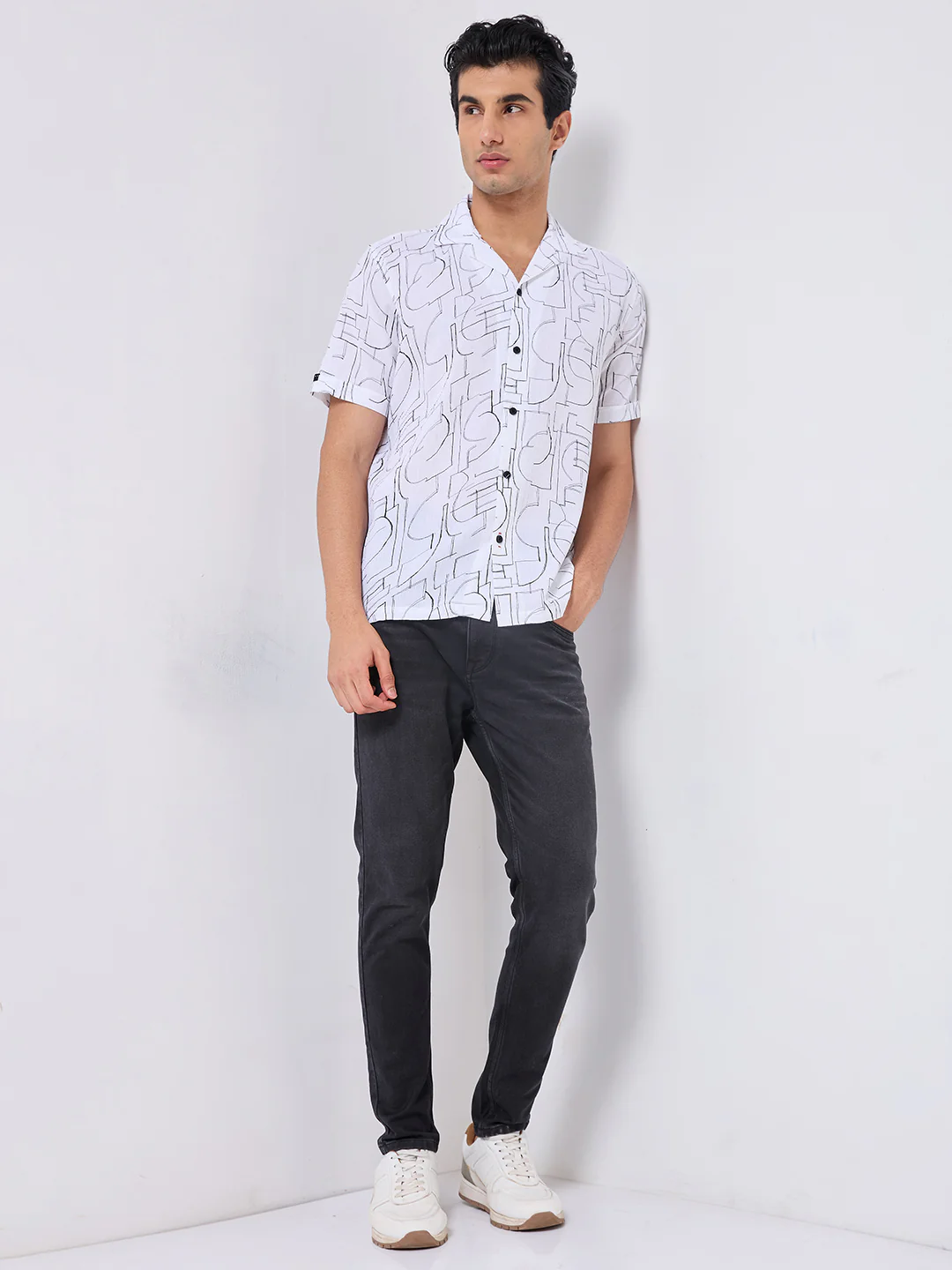 Half Sleeves Regular Fit White Abstract line-art pattern High-Twisted Cuban Collar Print Shirt - Image 4