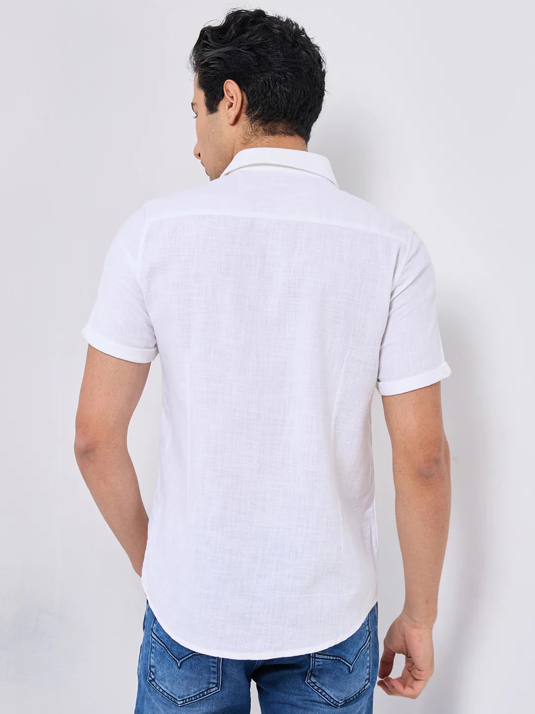 Short sleeves Slim Fit White Double Pocket Solid Crepe Shirt - Image 7
