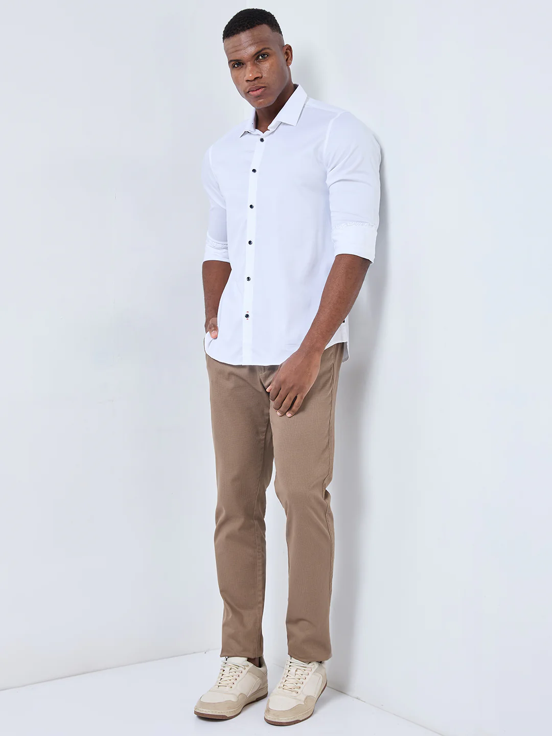 Full sleeves Slim Fit White Satin Solid Shirt - Image 3