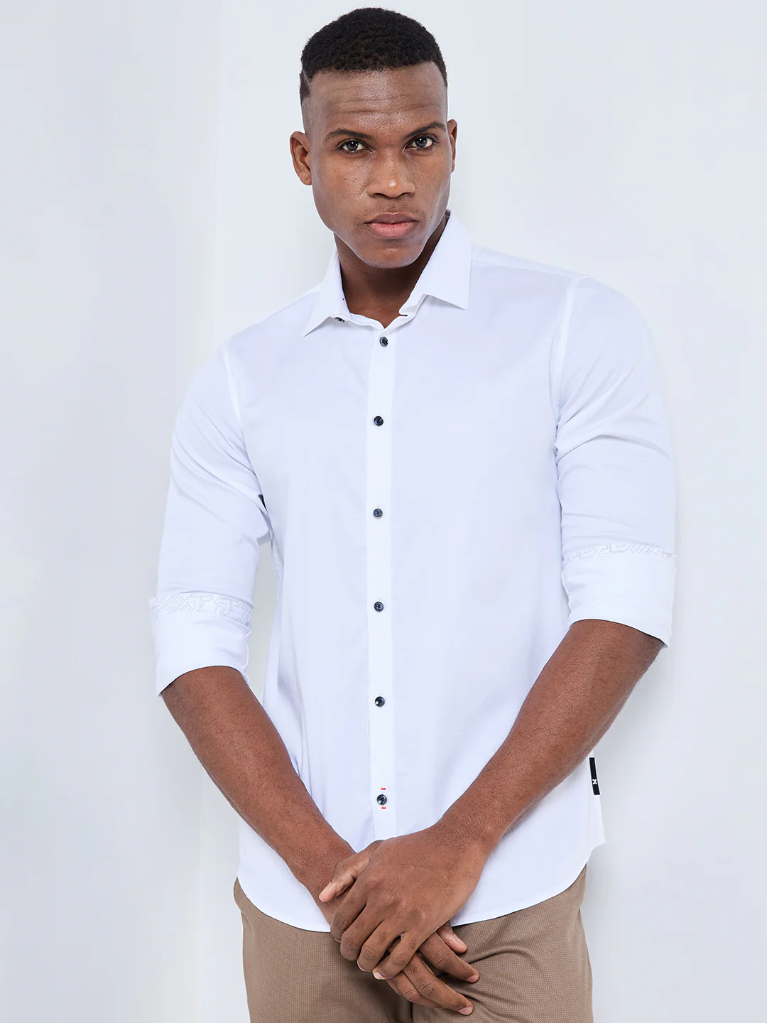 Full sleeves Slim Fit White Satin Solid Shirt - Image 4