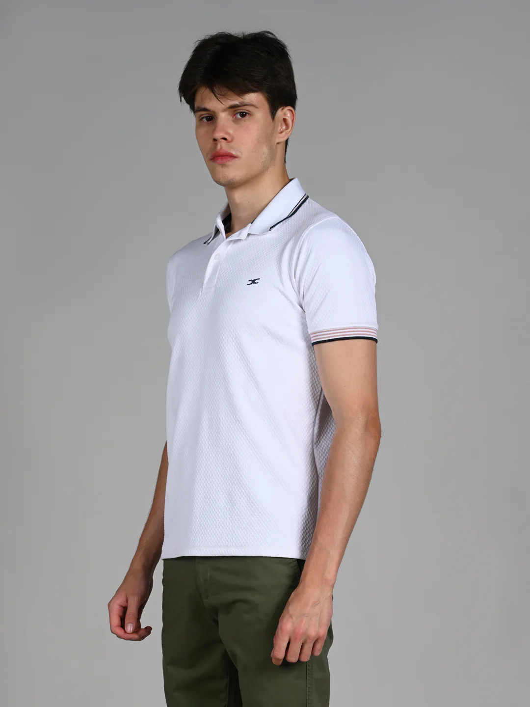 Killer Men White Solid Slim Fit T-Shirts - Image 6