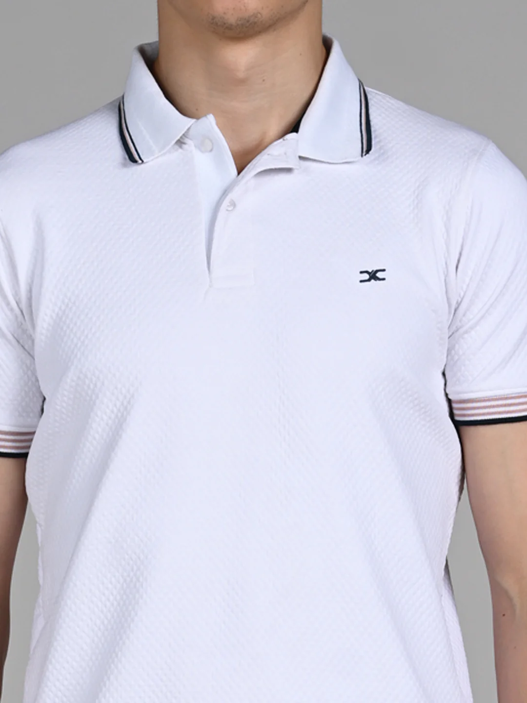 Killer Men White Solid Slim Fit T-Shirts - Image 8