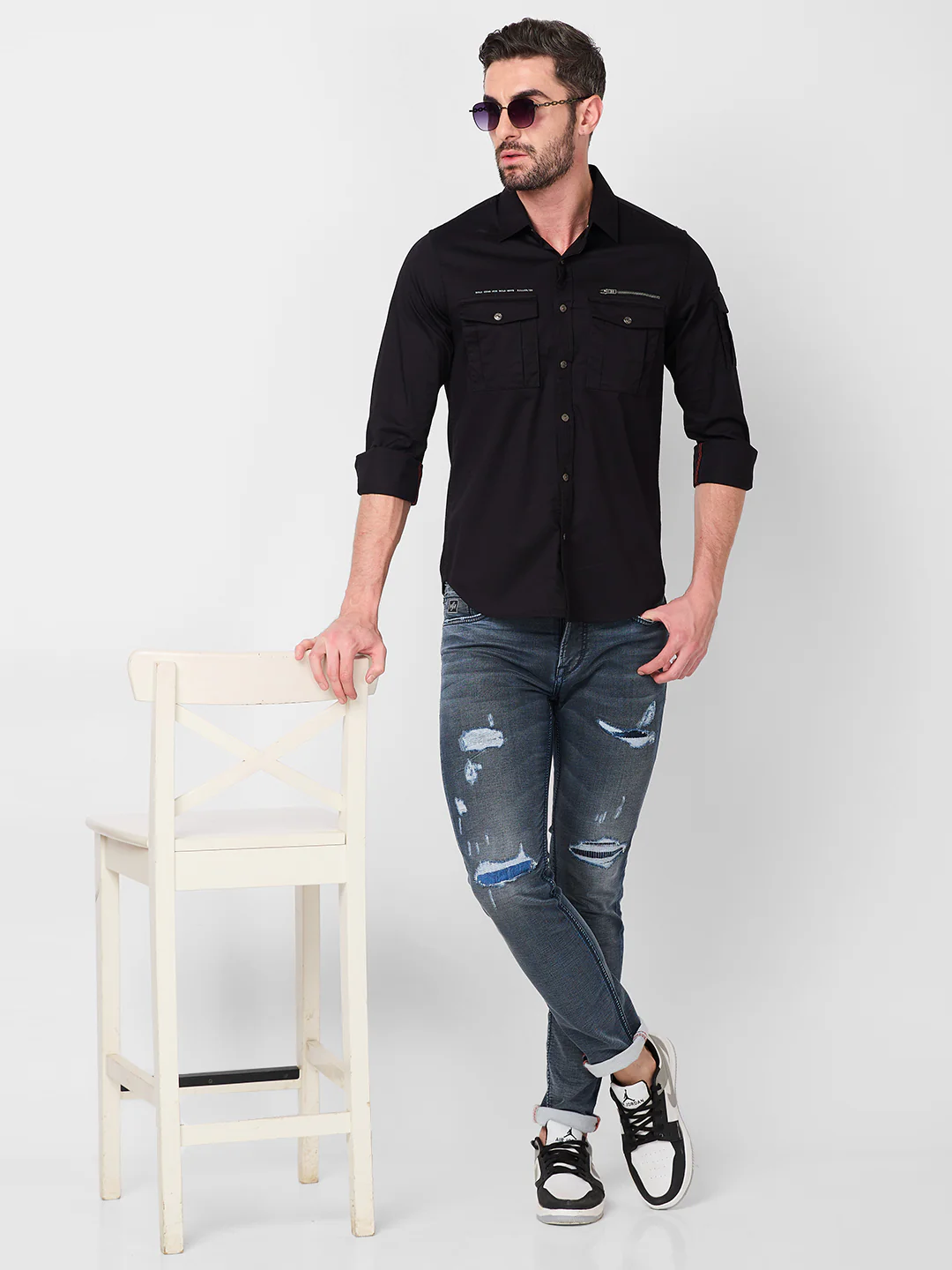 Men's Black Solid Slim Fit Shirts - Image 8