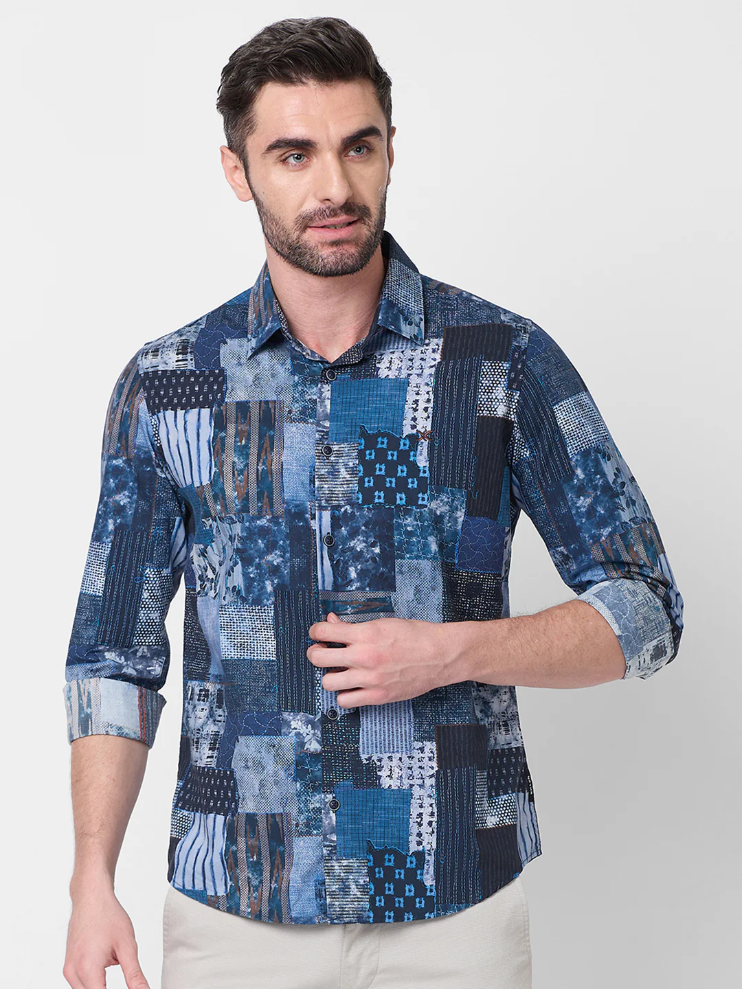 Men's Navy Printed Slim Fit Shirts - Image 3