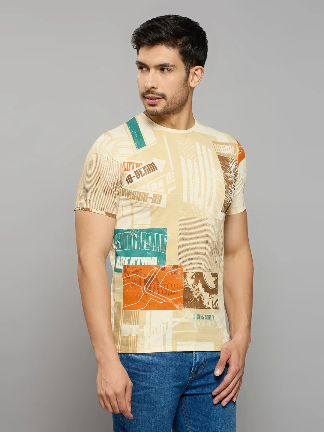 Men's Beige Printed Slim Fit T-Shirts - Image 3